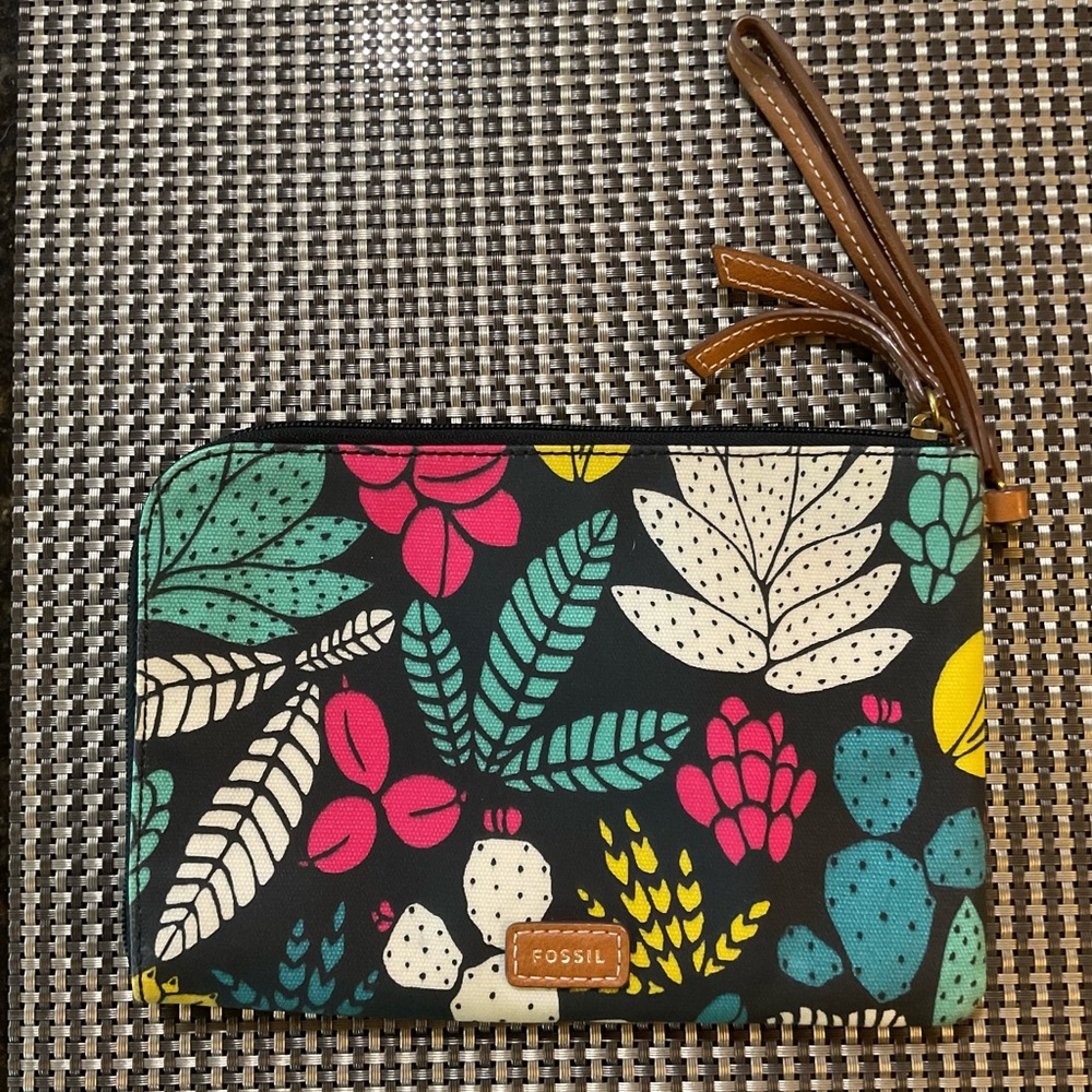 Fossil Multicolor Botanical Wristlet